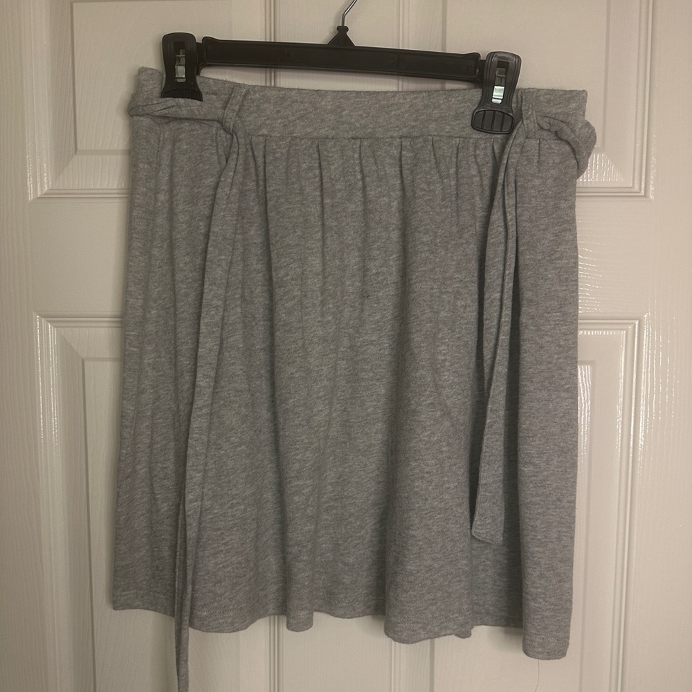 Lands’ End Canvas Gray Mini Skirt – Size Small